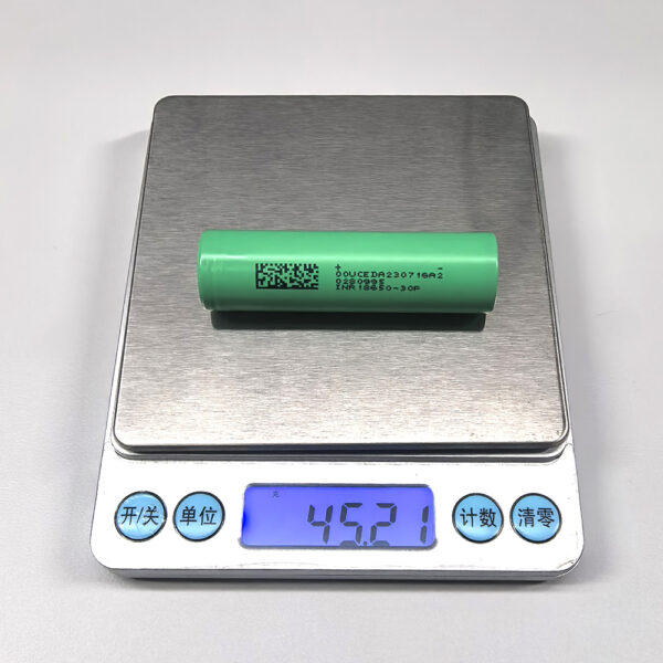 DMEGC INR18650 30P weight