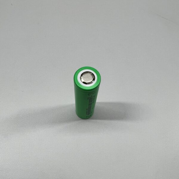 EVE INR18650 25P 30A  High-Drain Lithium Battery - Image 3