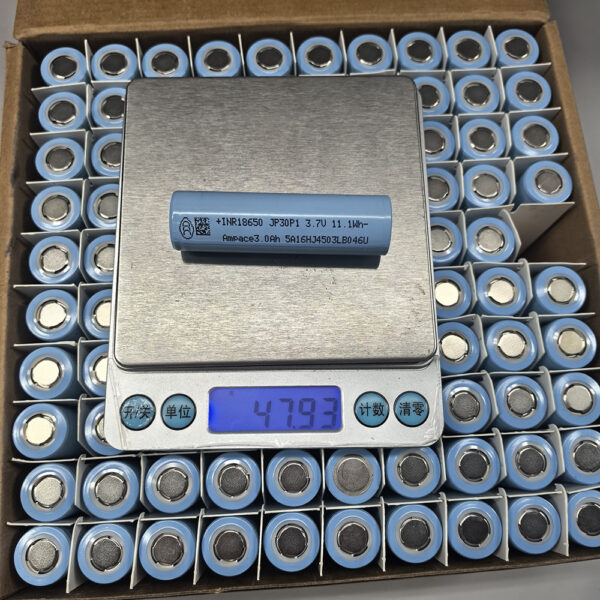 Ampace INR18650 JP30​ weight