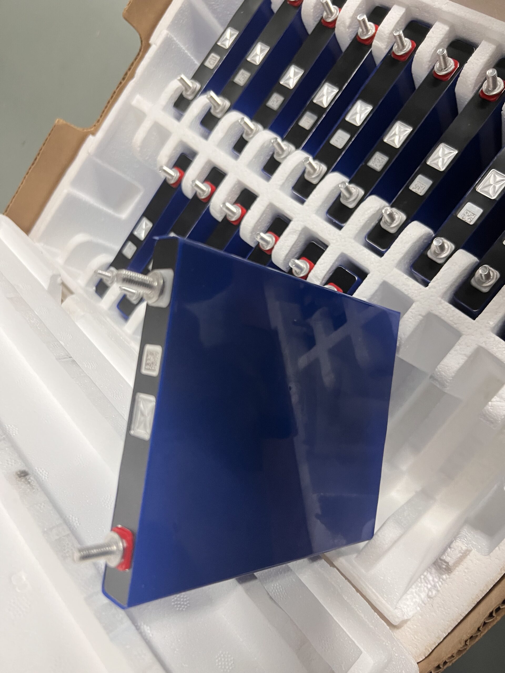 TOSHIBA 2.3V 10Ah battery