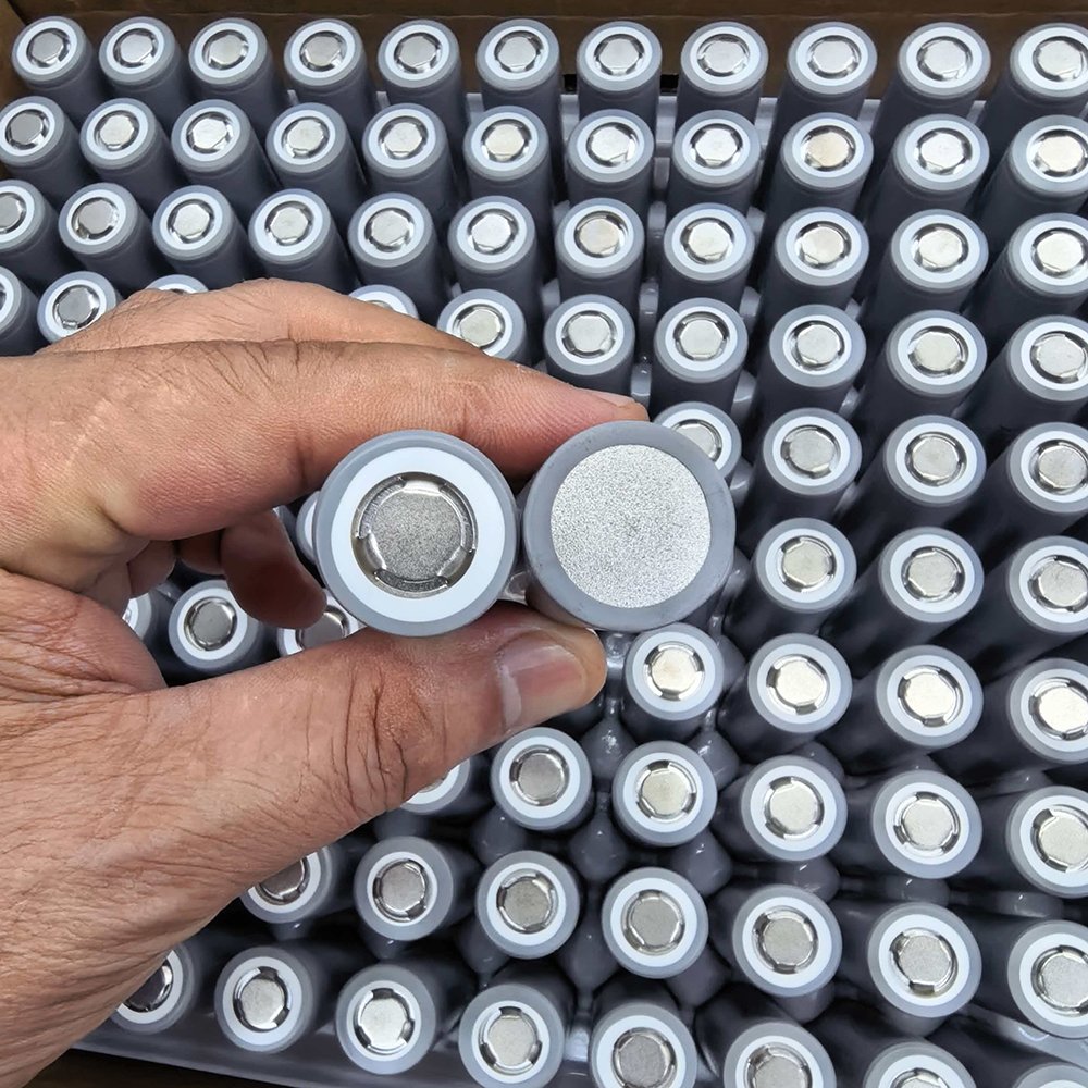 BAK INR2170-50D2 21700 lithium-ion battery showing positive and negative terminals