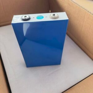 EVE LF105 3.2V 105Ah LiFePO4 prismatic cell with M4/M6 terminals