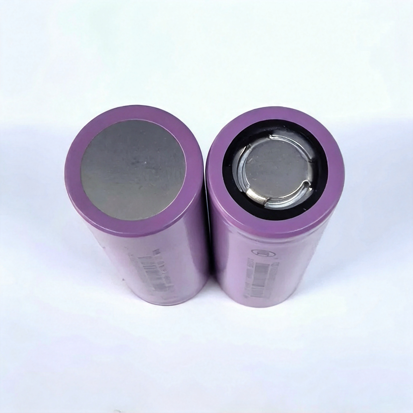 Feb 21700 6000mah 21700 lithium-ion cell showing positive and negative terminals